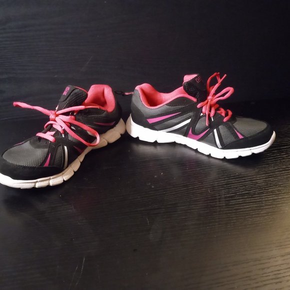 Danskin Now: Sneakers size 5 - Picture 9 of 11